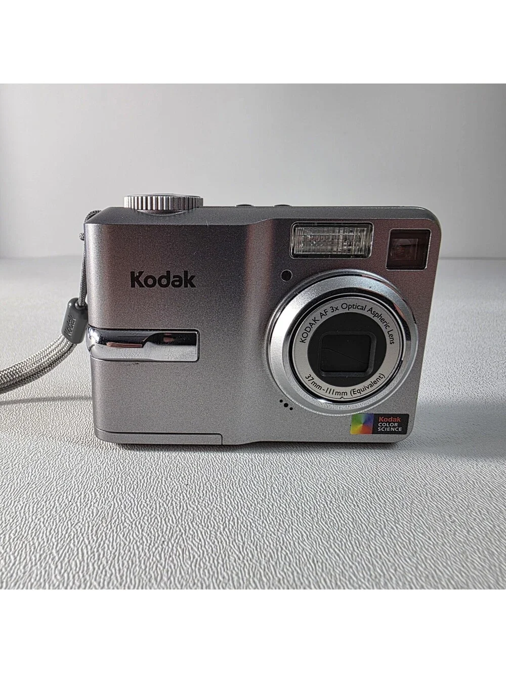 Kodak EasyShare C743 7.1MP Digital Camera With Batteries, Silver Works - READ